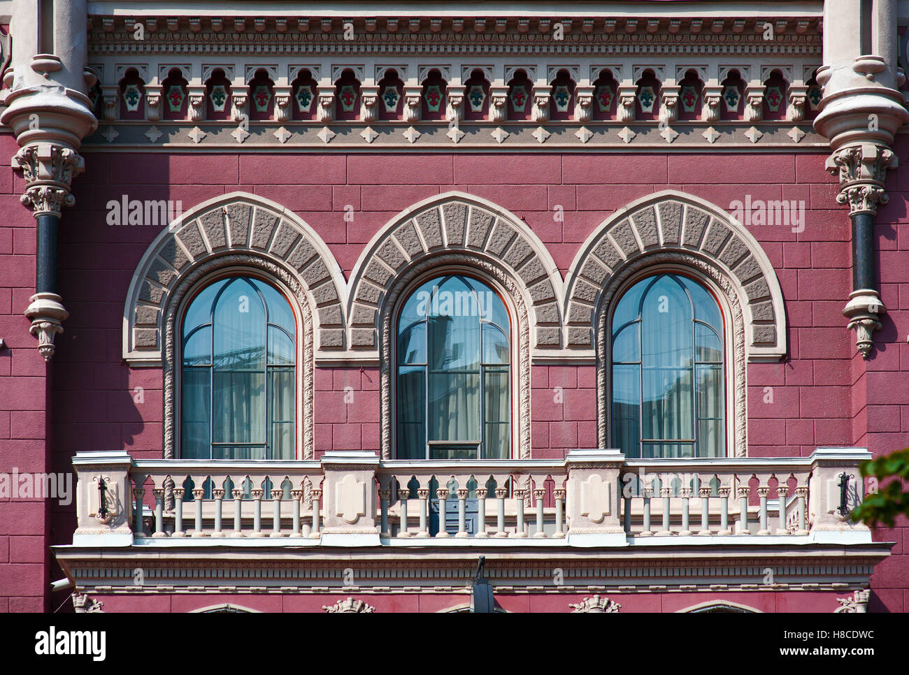 Tre belle finestra vintage in edificio storico Foto Stock