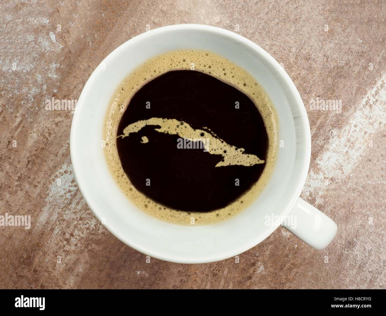 Il café de Cuba, una mappa di schiuma in un caffè caldo Foto Stock