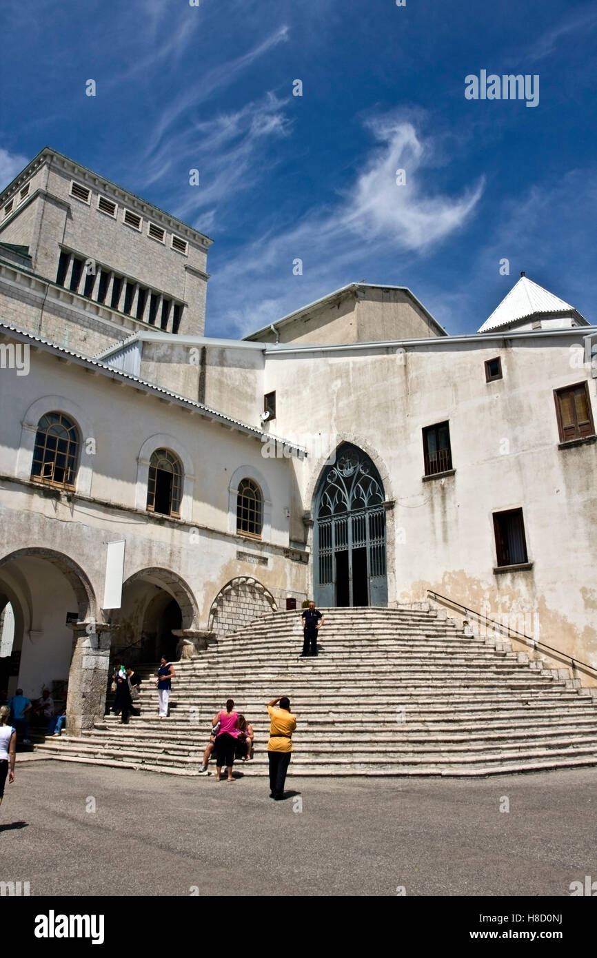 Monastero e chiesa del Santuario di Montevergine, 1124 a.C., Mercogliano, Avellino, Campania, Italia, Europa Foto Stock