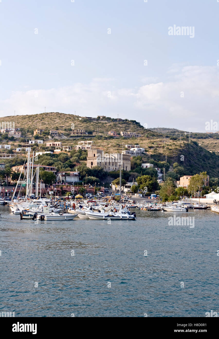 Porto di Marina di Camerota, Parco Nazionale del Cilento e Vallo di Diano, Sito Patrimonio Mondiale dell'Unesco, Salerno, Campania, Italia Foto Stock