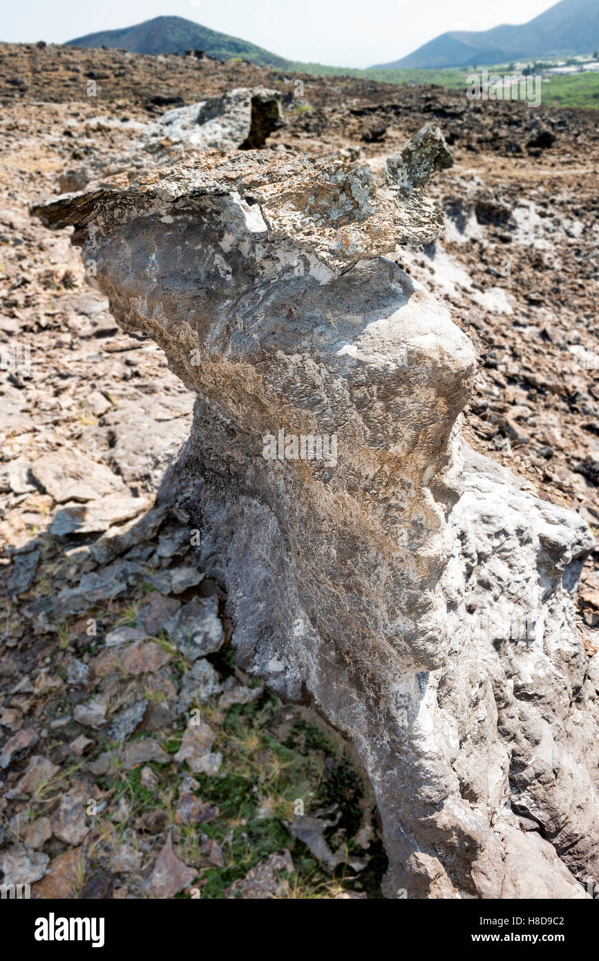 Rocce di origine vulcanica nei pressi di diavoli e scuola di equitazione formazione geologica Isola Ascension reso famoso da Charles Darwin Foto Stock