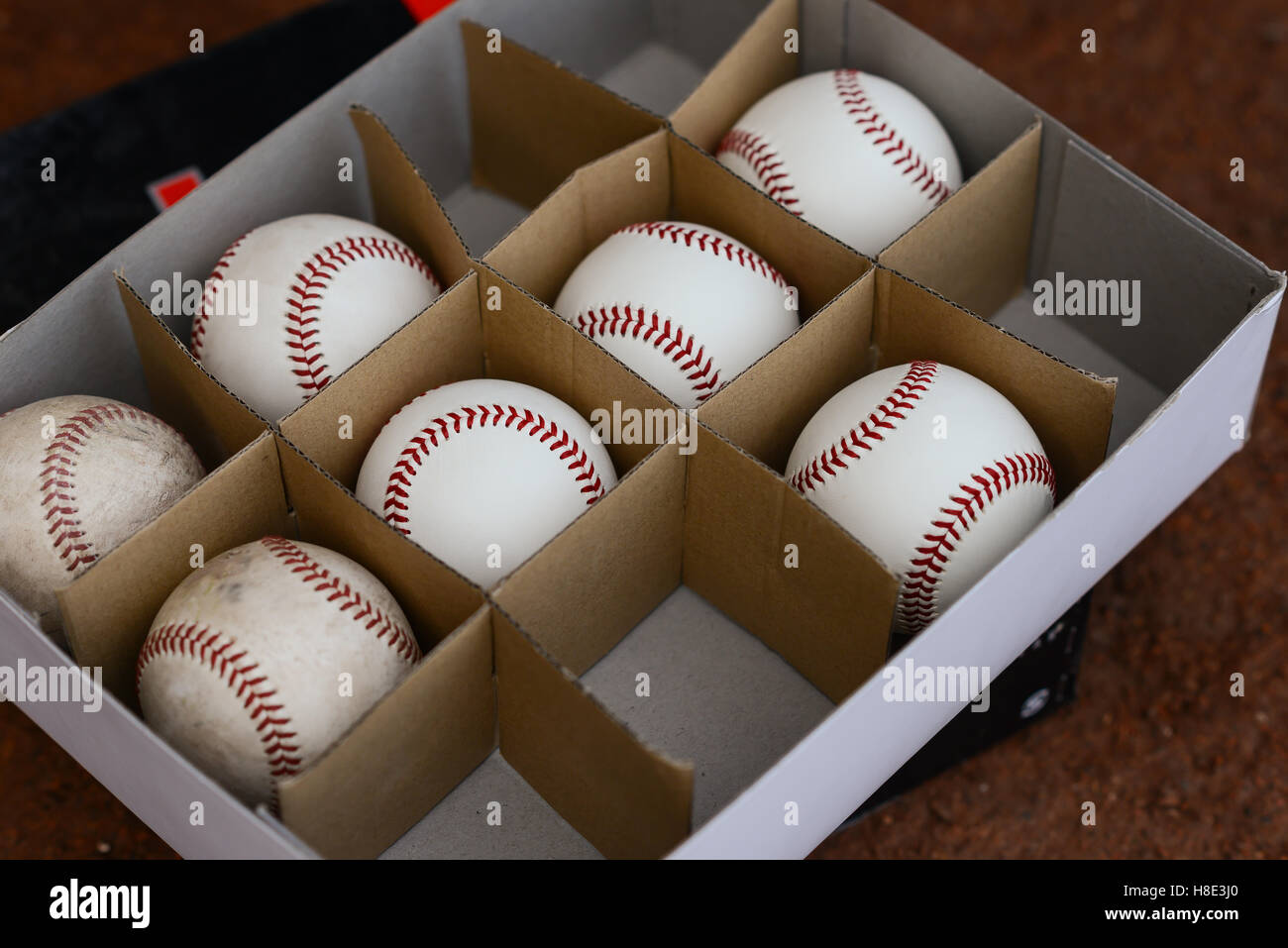 Baseballs in una scatola Foto Stock