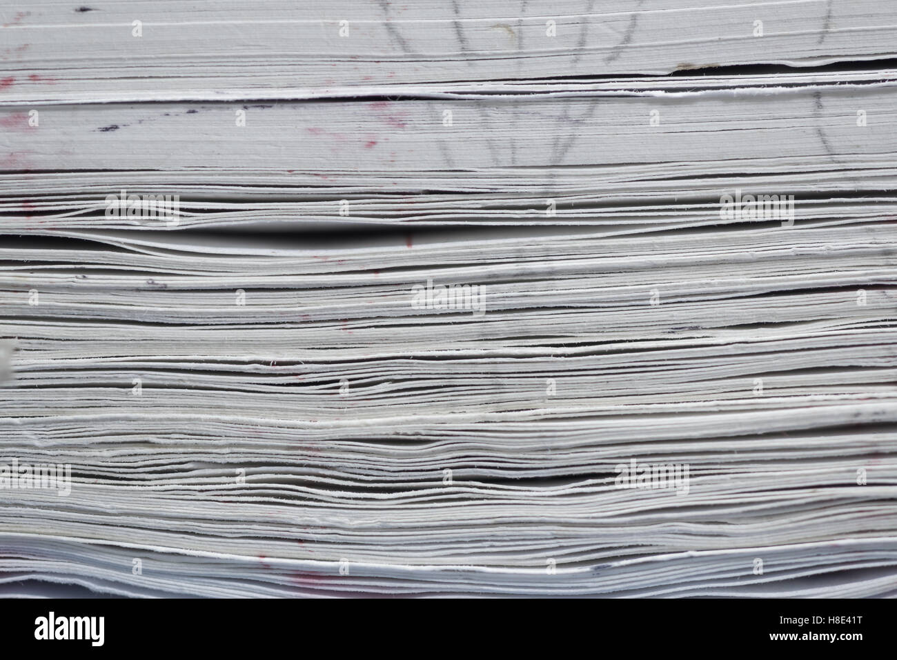 Vista dettagliata del libro dorsali, bordo di molti sfondo della carta Foto Stock