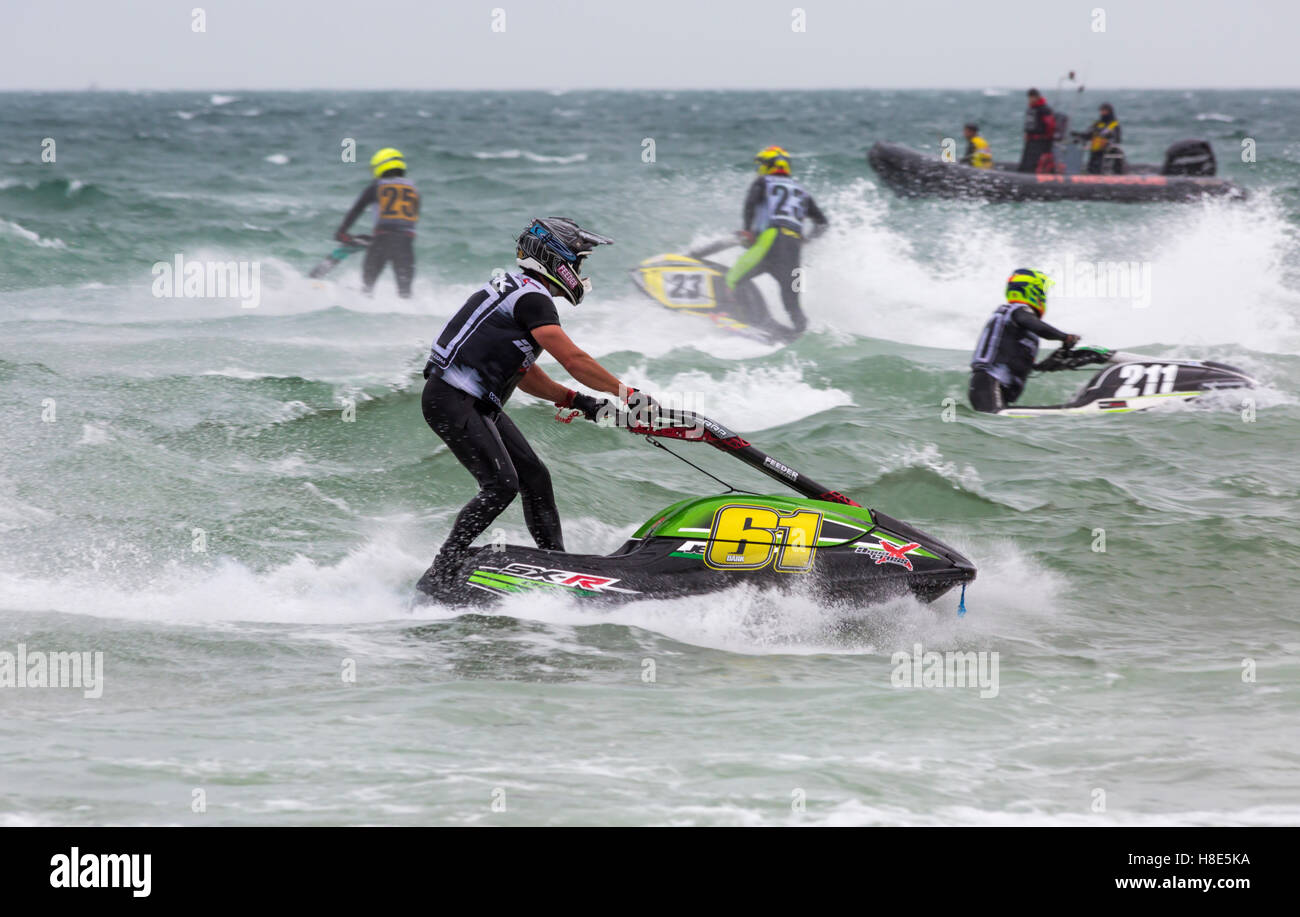 Aqua X Jetski Championships with jet ski racing, Grand Prix of the Sea a Bournemouth, Dorset UK nel mese di settembre Foto Stock