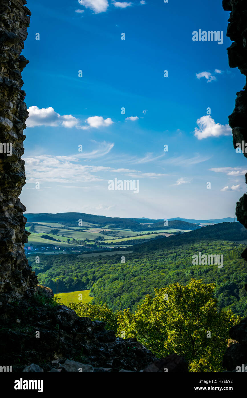 La vista da fuori la rovina Foto Stock