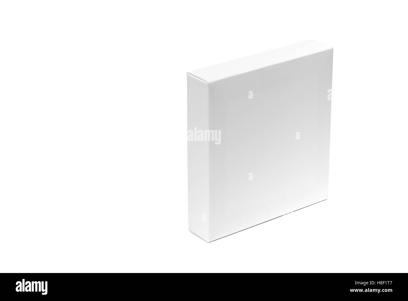 Scatola bianca o white paper scatola di imballaggio isolato con morbida ombra su sfondo bianco e uno spazio bianco Foto Stock