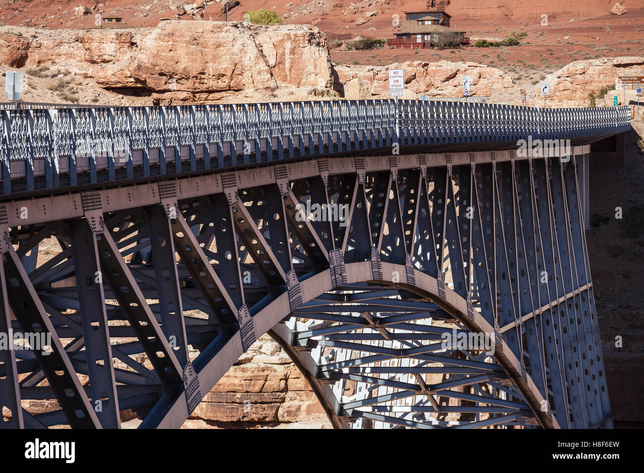 Marble Canyon ponte che attraversa il fiume Colorado vicino a Glen Canyon National Recreation Area in Arizona. Foto Stock