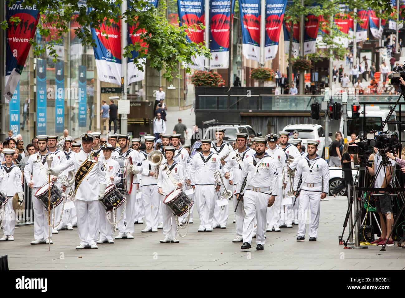Sito ufficiale della Royal Navy band presso il ricordo il giorno dell'Armistizio servizio in Martin Place Sydney il 11 novembre 2016 Foto Stock