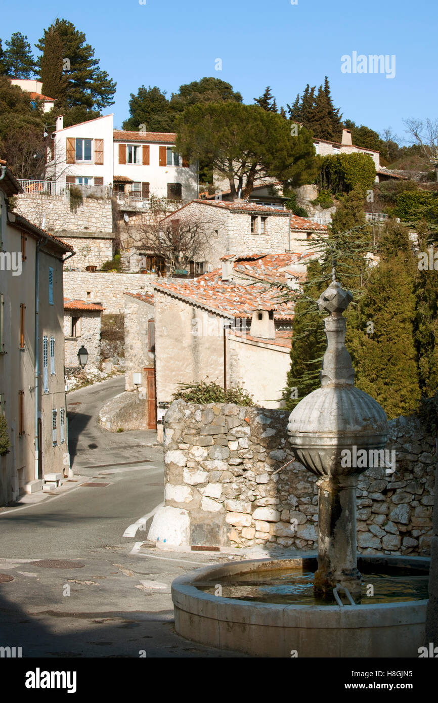 Frankreich, Cote d Azur, Dipartimento del Var, Mons. Das sehr alte Dorf (es sind Reste einer ligurischen vorgeschichtlichen Siedlung Foto Stock