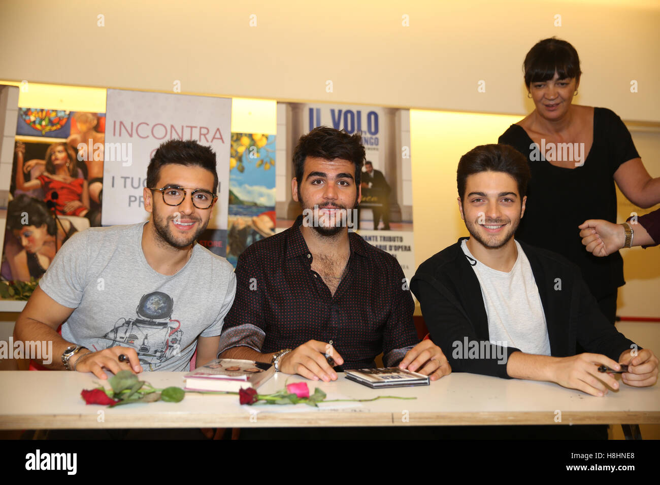 Band, 'al volo' presenta il loro nuovo CD, 'Magic notte' ad Arnoldo Mondadori Editore publishing company a Palermo con: Piero Barone, Ignazio Boschetto e Gianluca Ginoble dove: Palermo, Italia Quando: 12 Ott 2016 Credit: IPA/WENN.com ** Disponibile solo Foto Stock