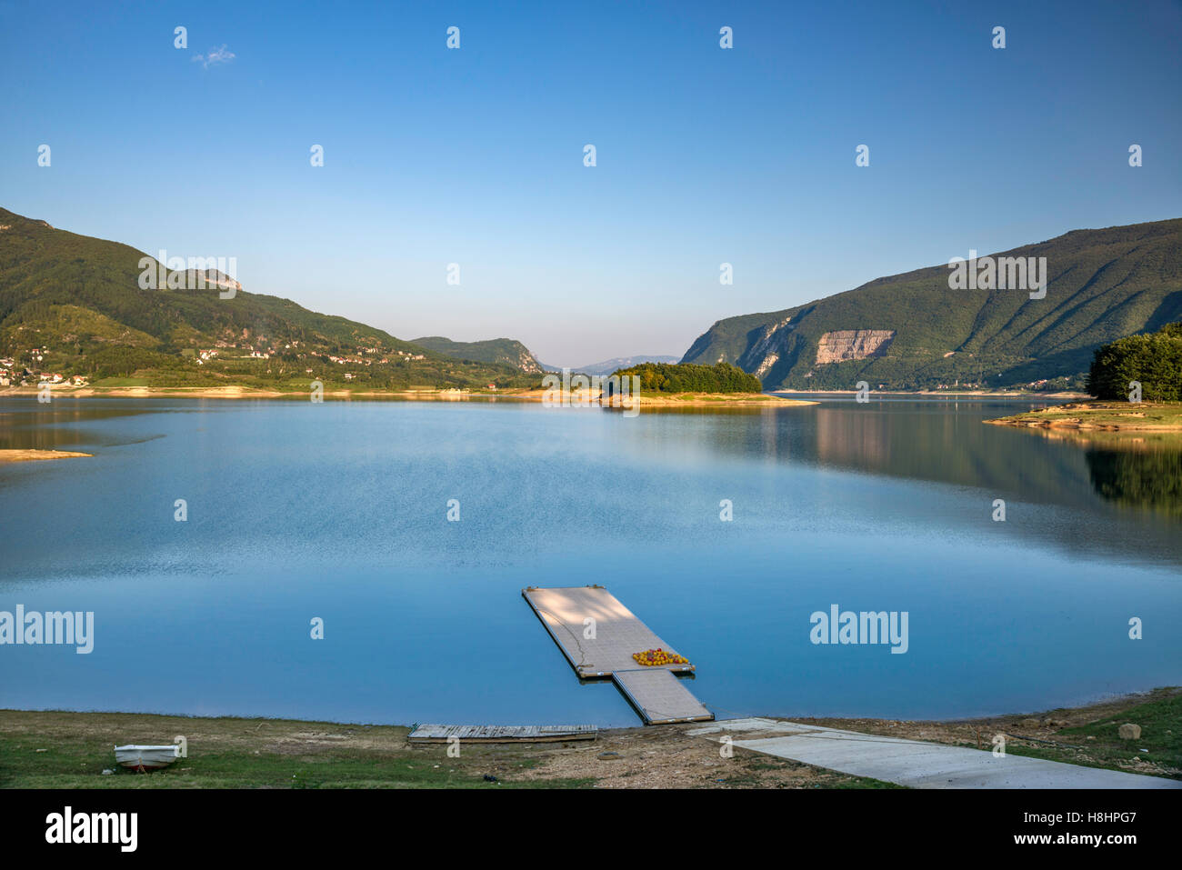 Ramsko jezero (Lago Rama), il lago artificiale in Rama Valley, Alpi Dinariche, Bosnia Erzegovina Foto Stock
