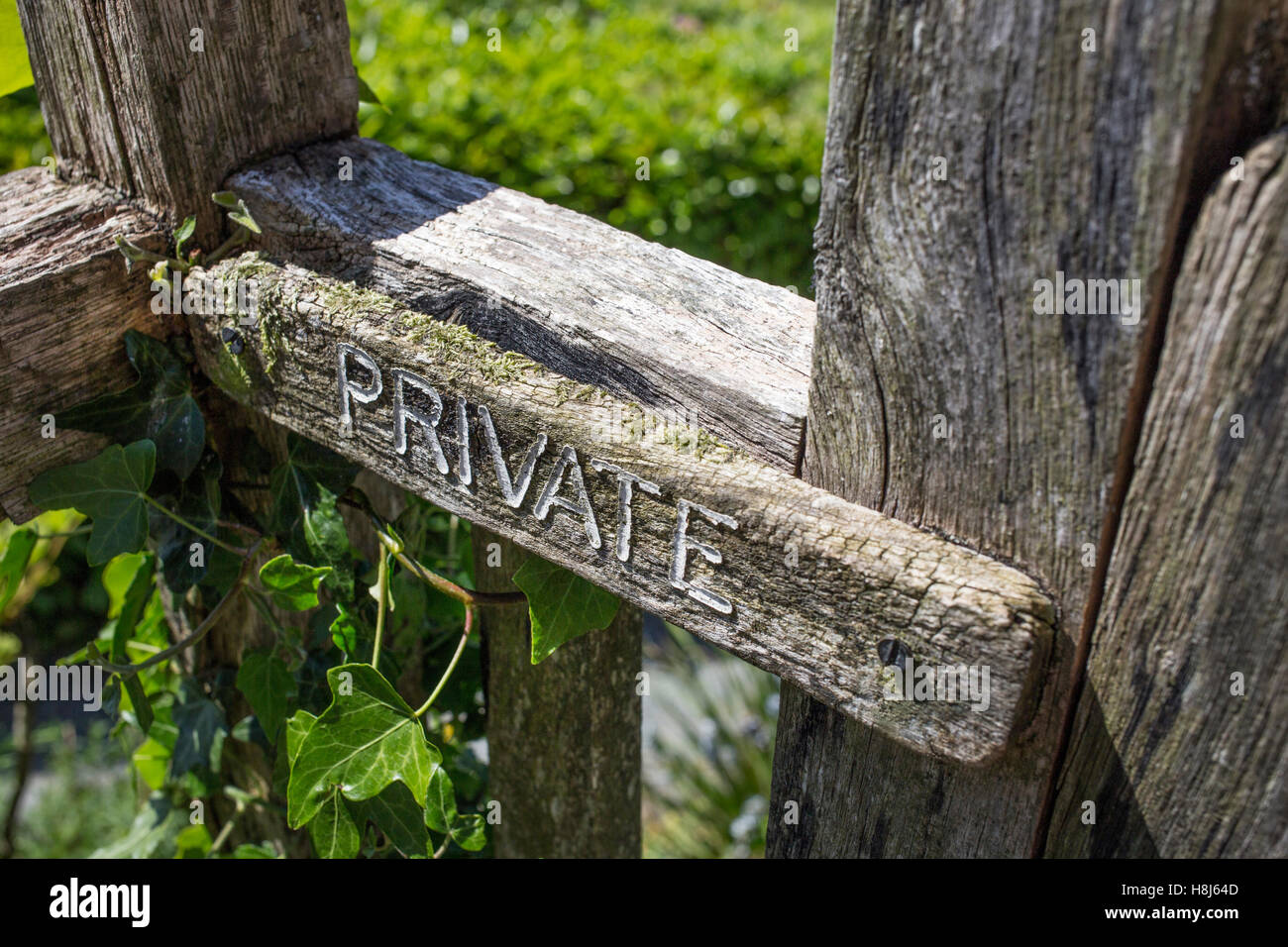 Legno segno privato a Brantwood, Coniston, Lake District Foto Stock