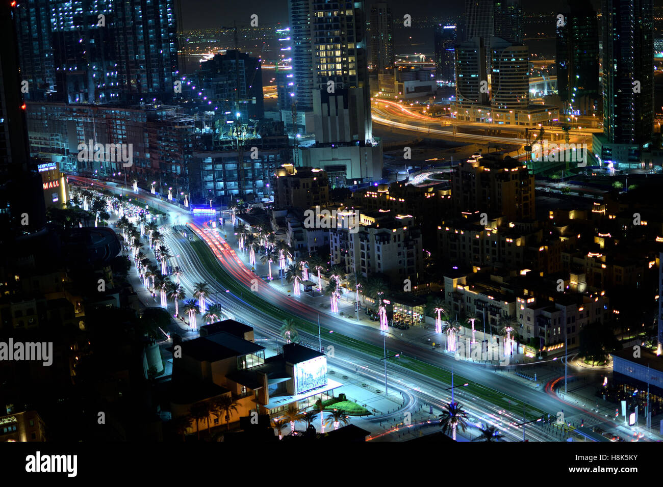 Vista aerea di Dubai a notte Foto Stock