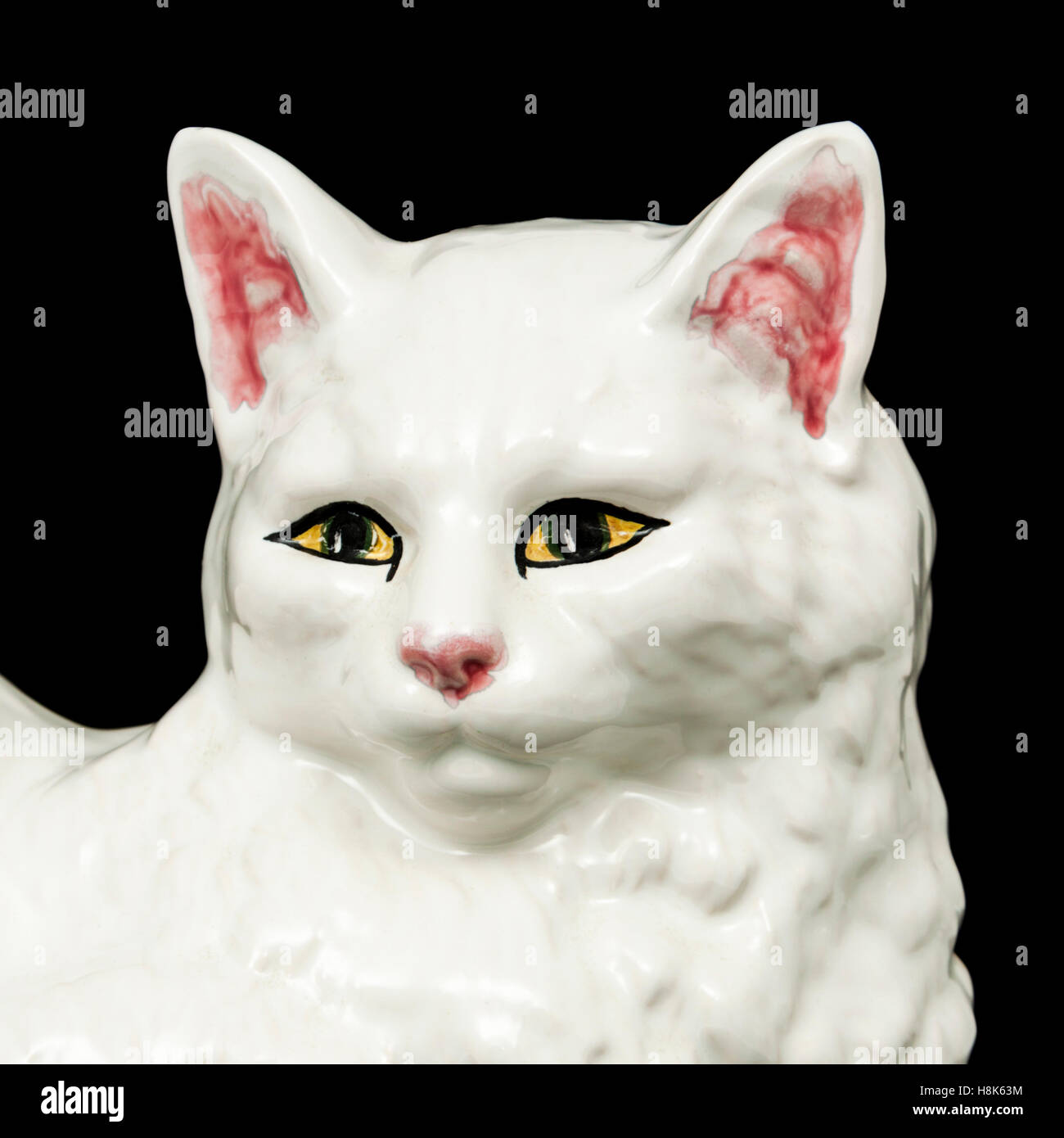 Bianco di ceramica dipinta a mano cat ornamento da Casa Pupo del Portogallo Foto Stock