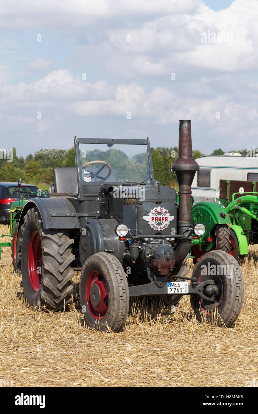 Pampa bulldog trattore, argentino riproduzione licenza Lanz Bulldog trattore, costruito nel 1954, Germania Foto Stock