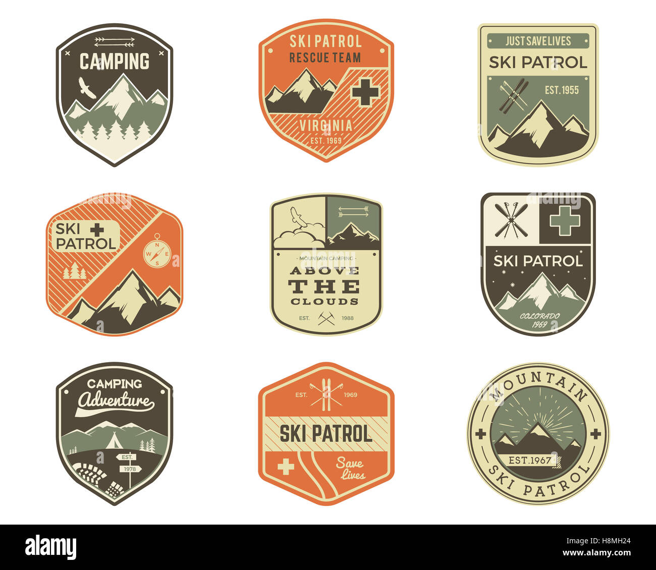 Set di stile retrò Sci Club, il pattugliamento delle etichette. Classici elementi di montagna. Inverno o estate camping explorer badge. Outdoor adventure logo design. Travel hipster insignia. Avventura di patch. . Foto Stock