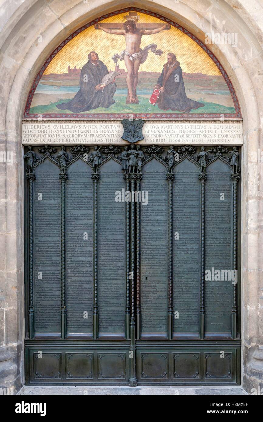 Martin Luthers tesi porta a Wittenberg castello chiesa, 08 ago 2016 | Utilizzo di tutto il mondo Foto Stock