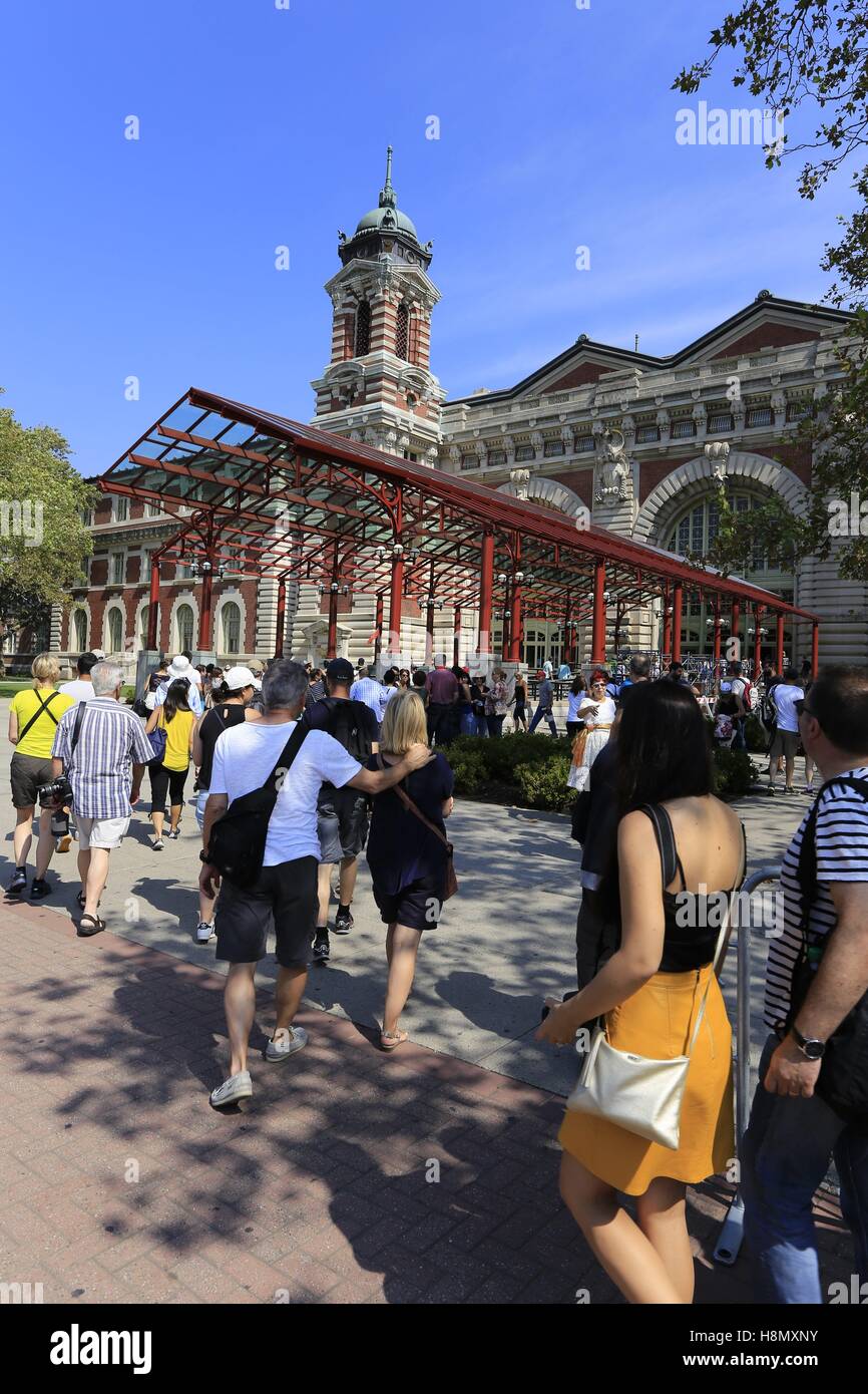 Dal 1990 l'isola di Ellis Islanda è sede del Museo di immigrazione. Ellis Island è situato nei pressi di New York City. L'isola, insieme con la statua della libertà è parte della Statua della Libertà Monumento nazionale dal 1965. Ellis island; New York City; N | Utilizzo di tutto il mondo Foto Stock