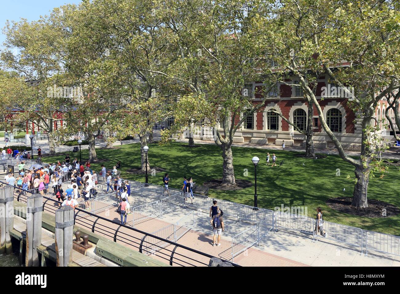 Dal 1990 l'isola di Ellis Islanda è sede del Museo di immigrazione. Ellis Island è situato nei pressi di New York City. L'isola, insieme con la statua della libertà è parte della Statua della Libertà Monumento nazionale dal 1965. Ellis island; New York City; N | Utilizzo di tutto il mondo Foto Stock