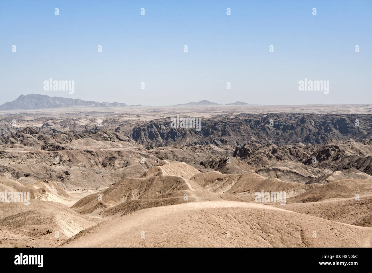 Vista panoramica sul paesaggio lunare a Swakopmund, Namibia Foto Stock