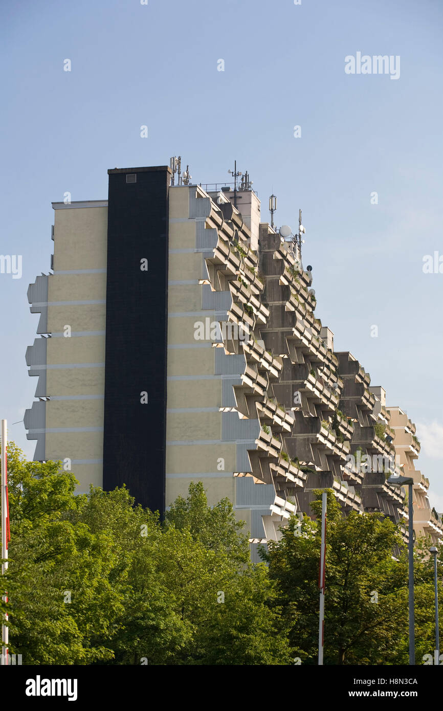 Germania, la zona della Ruhr, Dortmund, Annibale alto edificio nel quartiere Dorstfeld Foto Stock