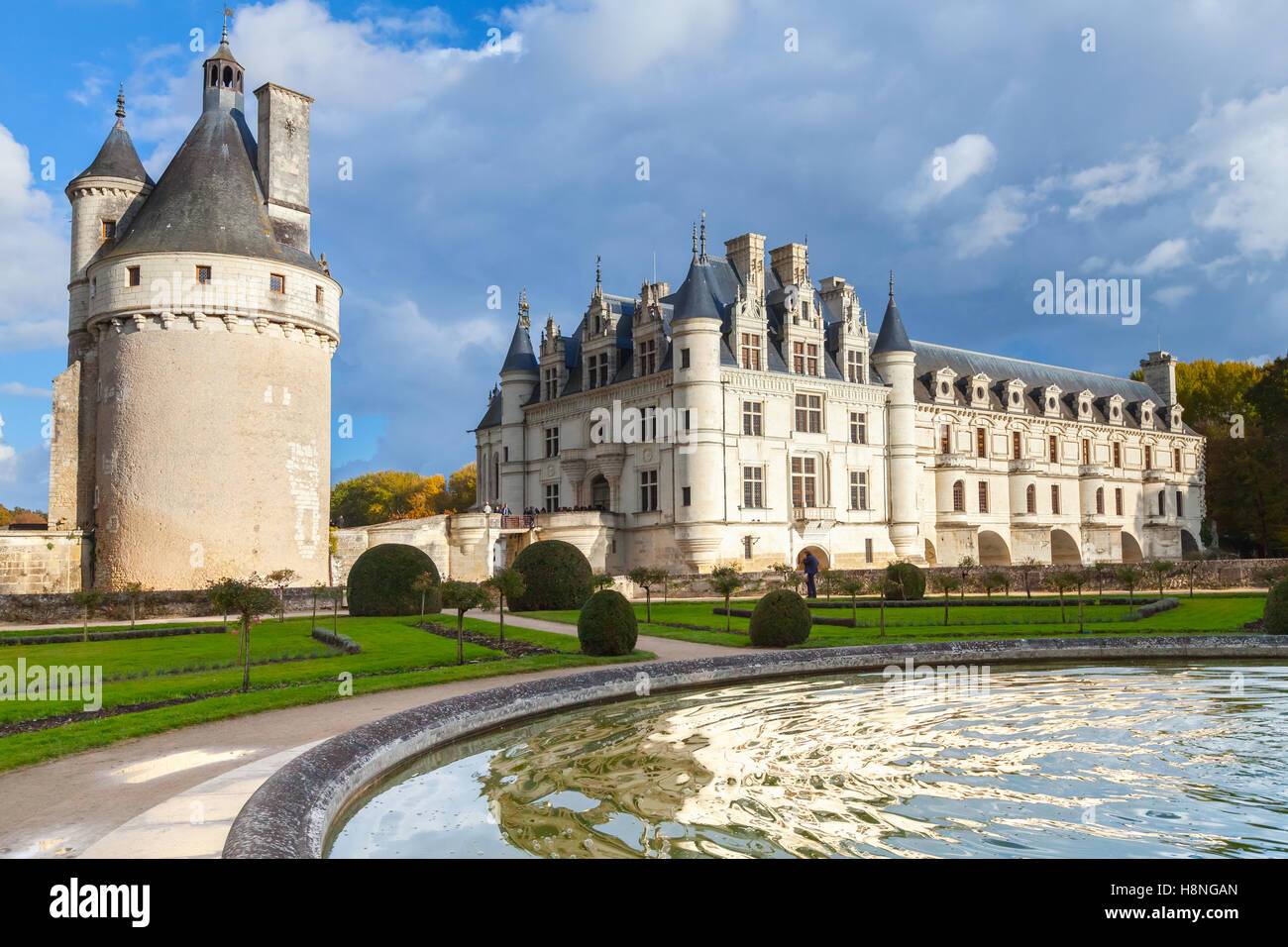 Il Chateau de Chenonceau. Medievale castello francese, fu costruito nel secolo 15-16, una miscela di architettura del tardo gotica e ea Foto Stock