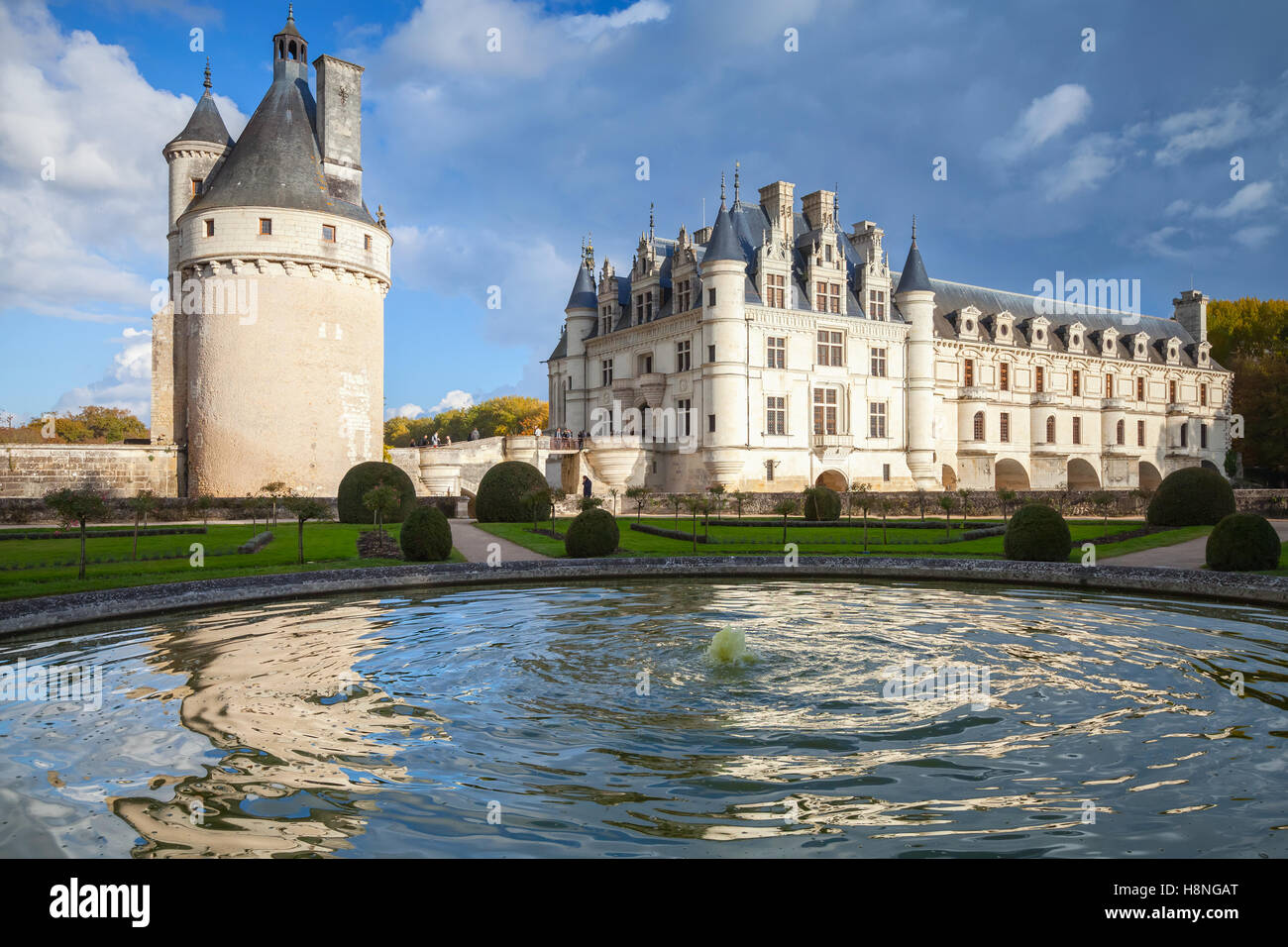 Il Chateau de Chenonceau, medievale castello francese, fu costruito nel secolo 15-16, una miscela di architettura del tardo gotica e ea Foto Stock