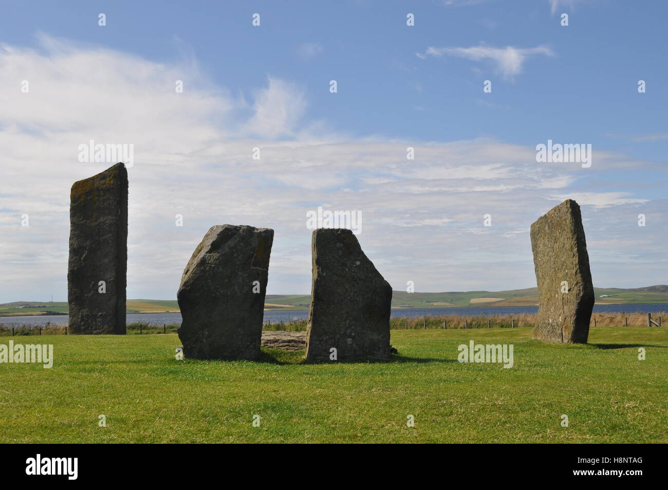 Stones of Stenness, Orkney Mainland, un monumento megalitico che fa parte del 'cuore di Orkney neolitico', patrimonio dell'umanità dell'UNESCO Foto Stock