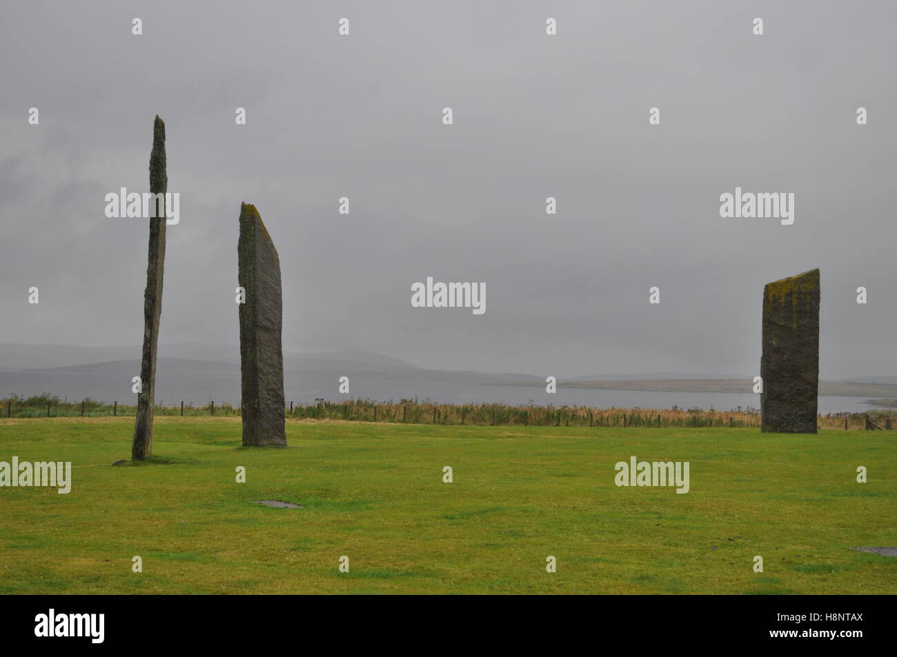 Stones of Stenness, Orkney Mainland, un monumento megalitico che fa parte del 'cuore di Orkney neolitico', patrimonio dell'umanità dell'UNESCO Foto Stock