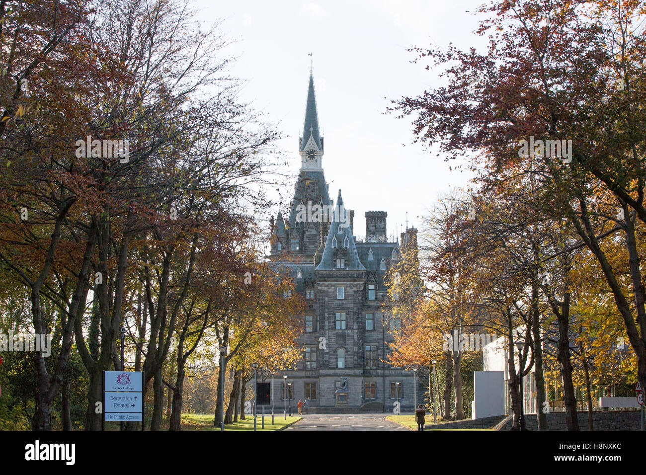 Edimburgo, Scozia, 5th, novembre 2016 viste esterne di Fettes College. Foto Stock