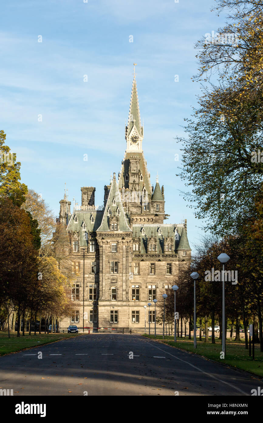 Edimburgo, Scozia, 5th, novembre 2016 viste esterne di Fettes College. Foto Stock
