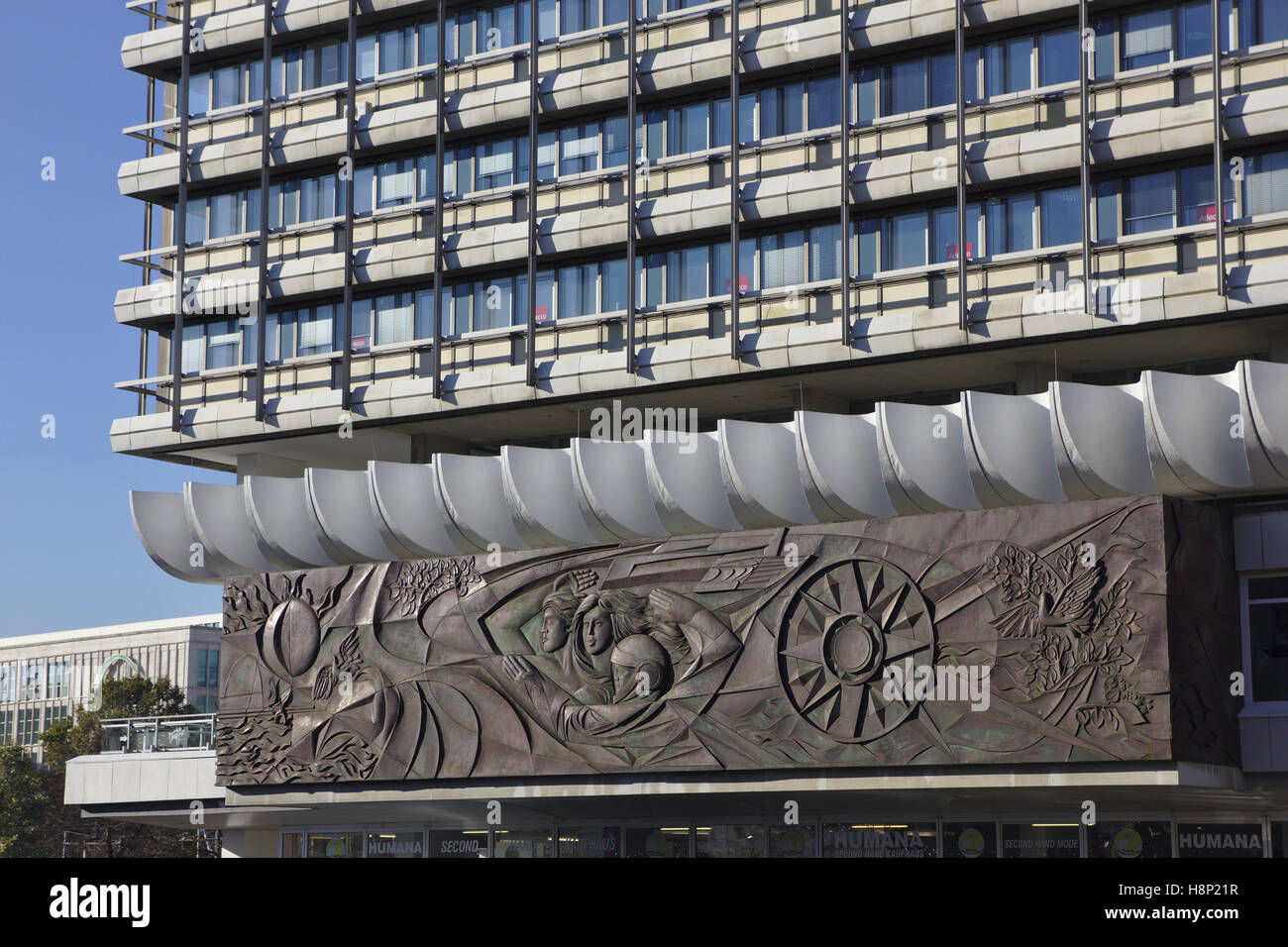 Haus des Reisens (casa di viaggi) vicino a Alexanderplatz di Berlino Foto Stock