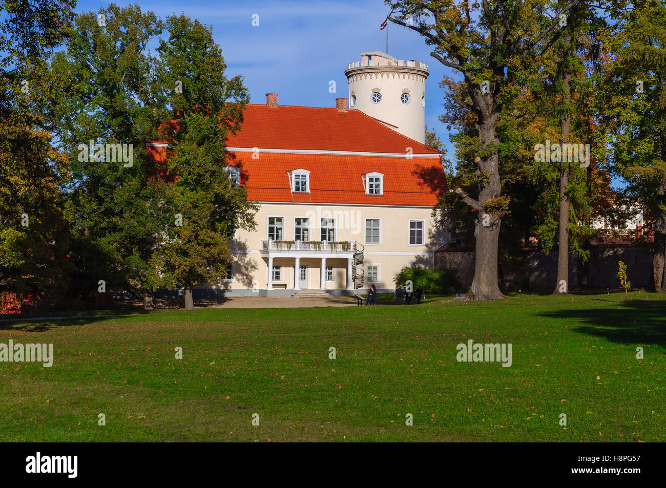 Cesis, Lettonia - 05 Ottobre 2013: Il vecchio museo nella bellissima città di Cesis. Cesis è una delle città più antiche della Lettonia Foto Stock