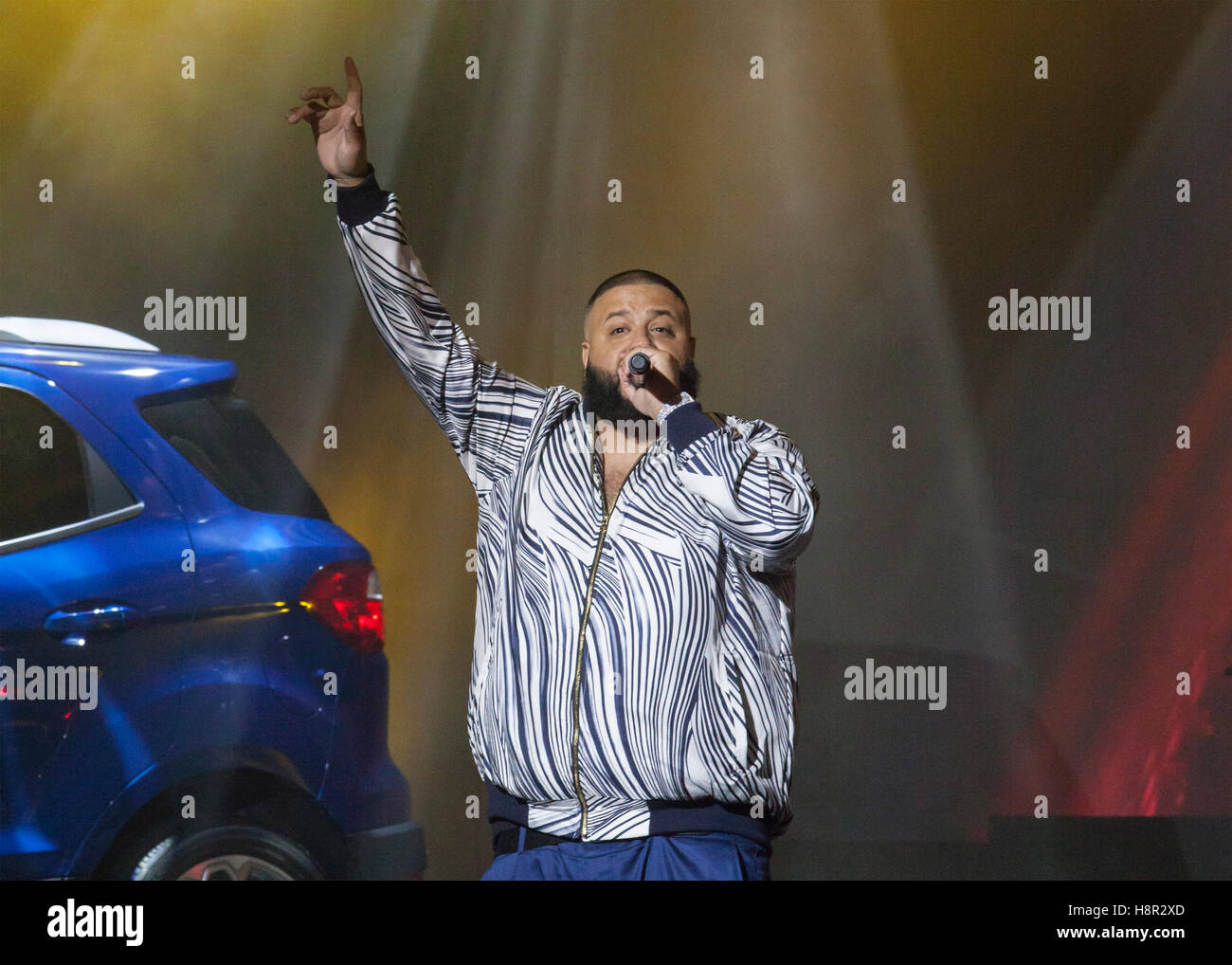 Hollywood, California, USA. Xiv Nov, 2016. DJ Khaled esegue a Ford inaugurazione del nuovo SUV EcoSport credito: la foto di accesso/Alamy Live News Foto Stock