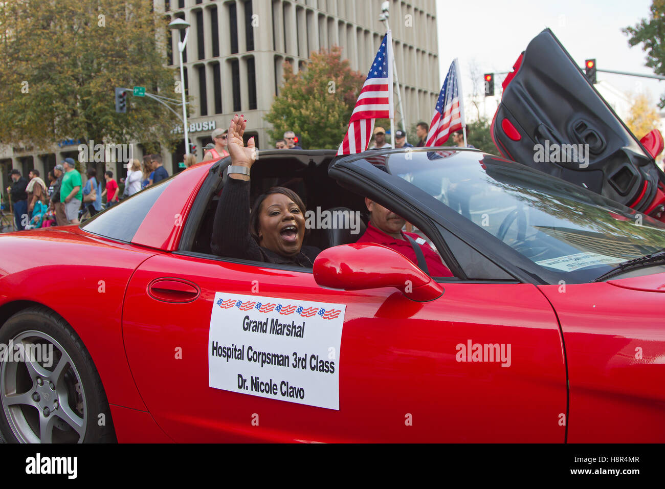 Sacramento Veteran's Day Parade Grand Marshal Clavo Foto Stock
