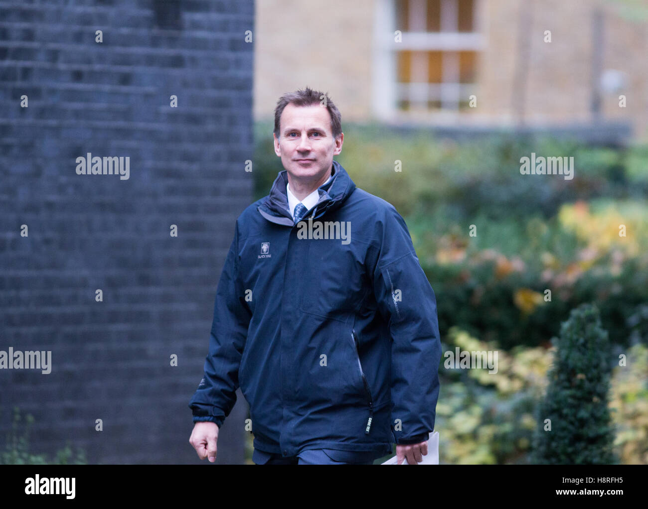 Segretaria di salute,Jeremy Hunt,arriva a Downing Street per una riunione del gabinetto Foto Stock
