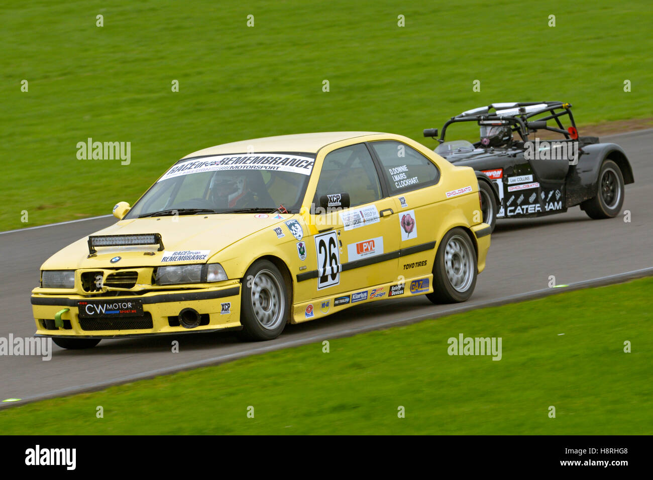 La missione del Motor Sport Ty Croes racing Anglesey, Curcuit ,il Galles del Nord, Regno Unito. Gara di ricordo. velocità. Foto Stock