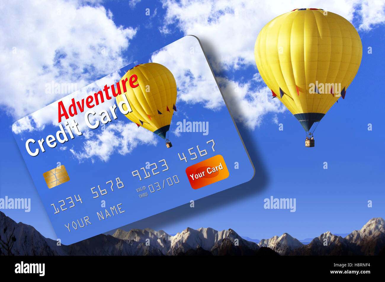 Questo rappresenta il viaggio di carte di credito e di mostrare un'avventura con una mongolfiera su montagne su entrambi il volto del credito c Foto Stock