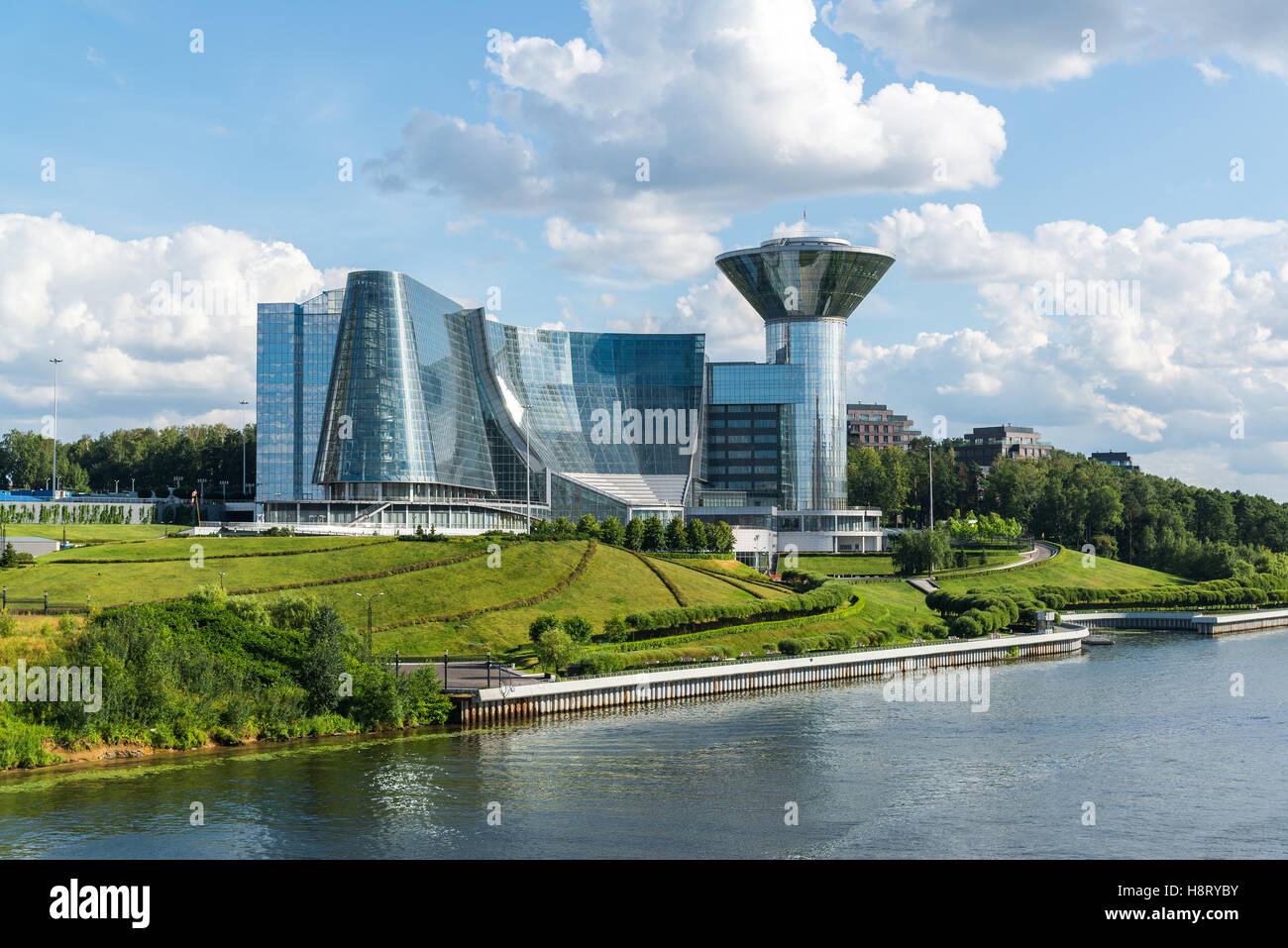 Krasnogorsk, Russia - luglio 09.2016 La casa di Mosca Oblast di governo. Foto Stock