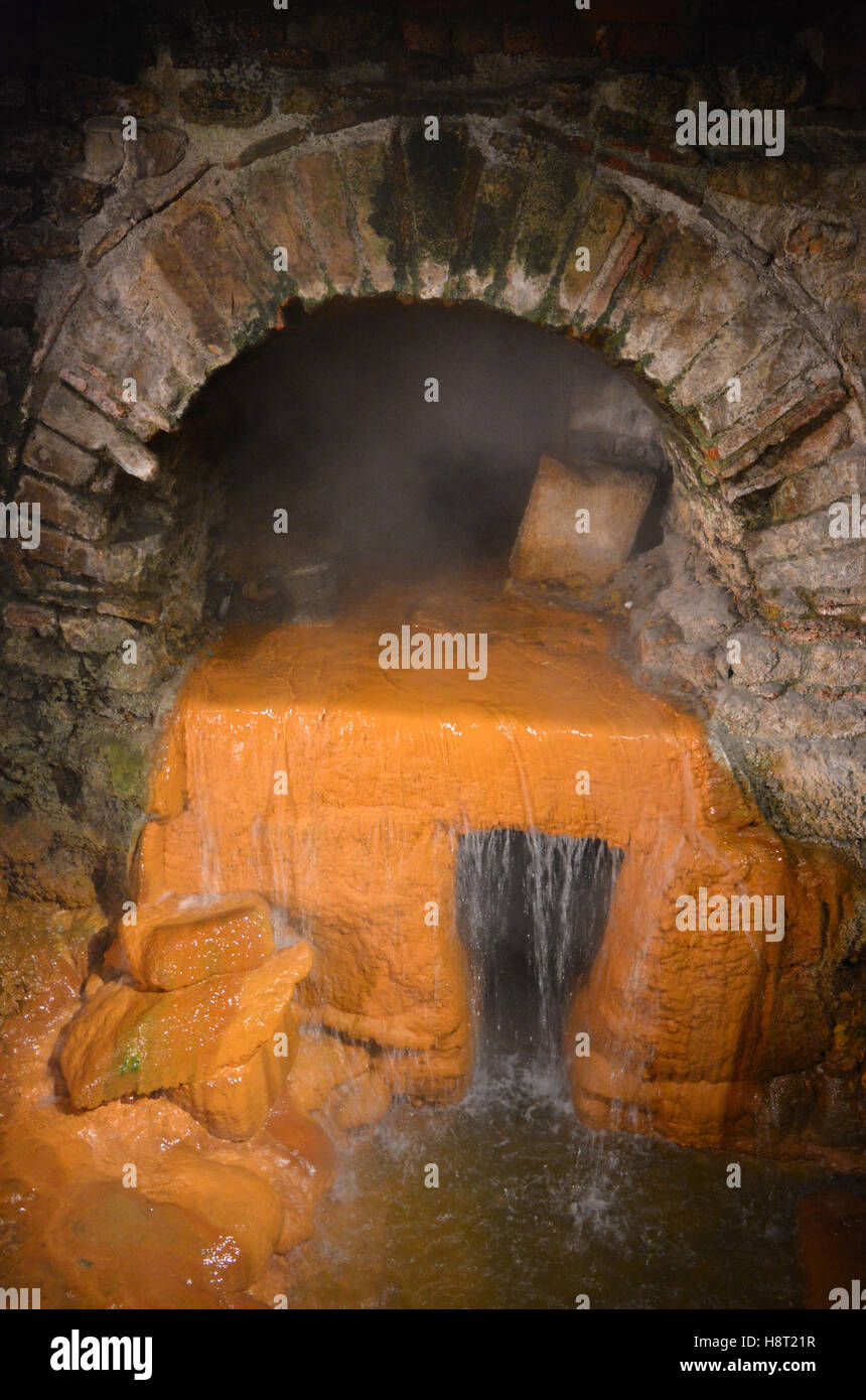 Sacra primavera, i bagni romani, bagno, Somerset, Inghilterra Foto Stock