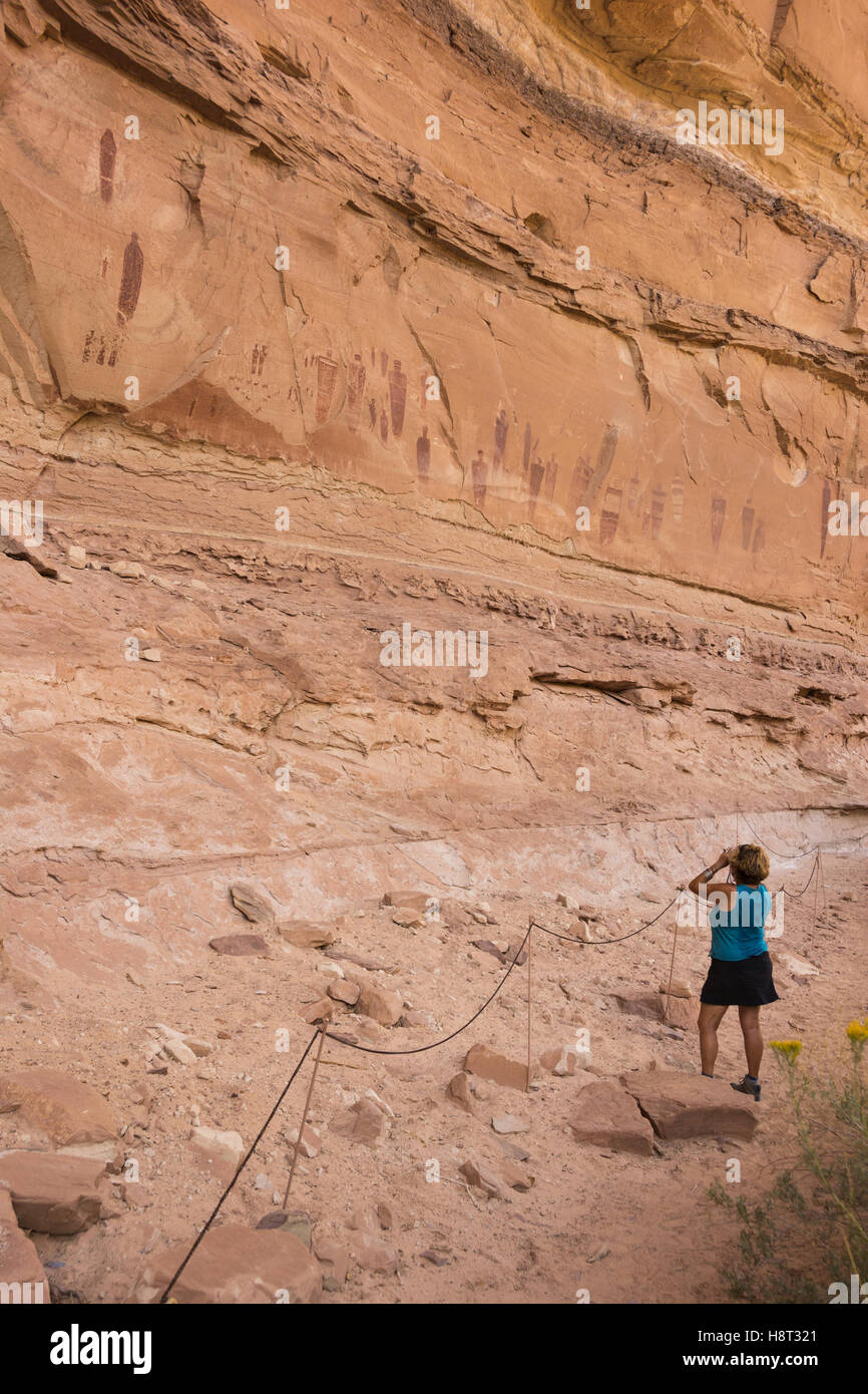 Utah, il Parco Nazionale di Canyonlands, Horseshoe Canyon unità, la grande galleria, barriera Canyon stile arte rock Foto Stock