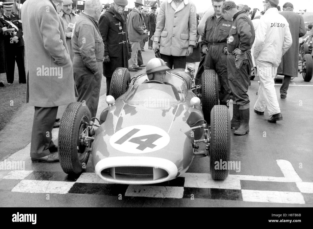 1961 GOODWOOD ICF McLAREN TOMMY ATKINS DELLA GRIGLIA DI COOPER Foto Stock