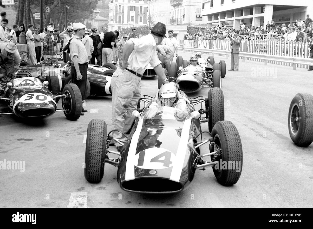1962 GP di Monaco la McLAREN COOPER JOHN COOPER vincitore Foto Stock