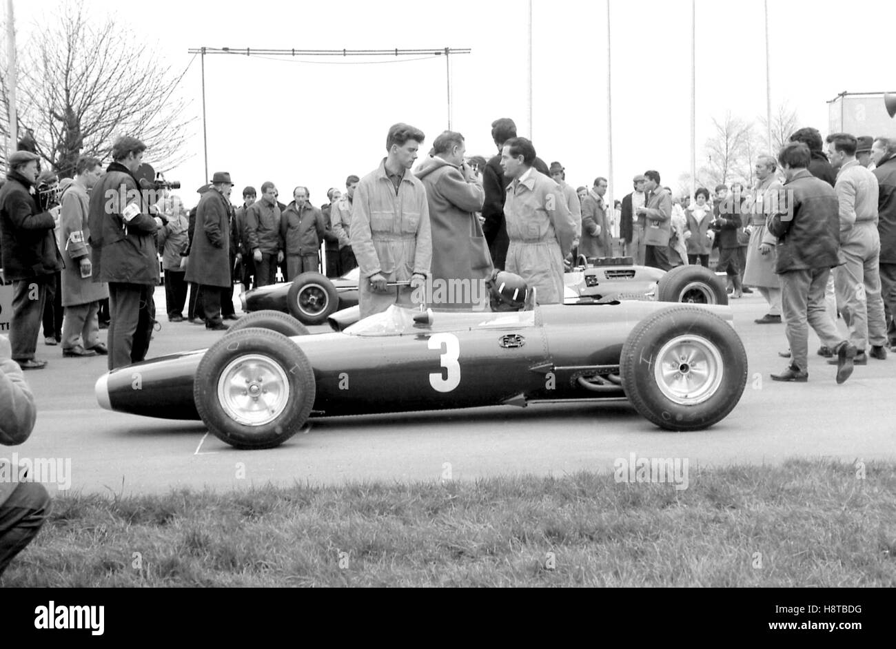 1964 GOODWOOD GRAHAM HILL BRM P261 JIMMY COLLINS CIRILLO ATKINS GRID Foto Stock