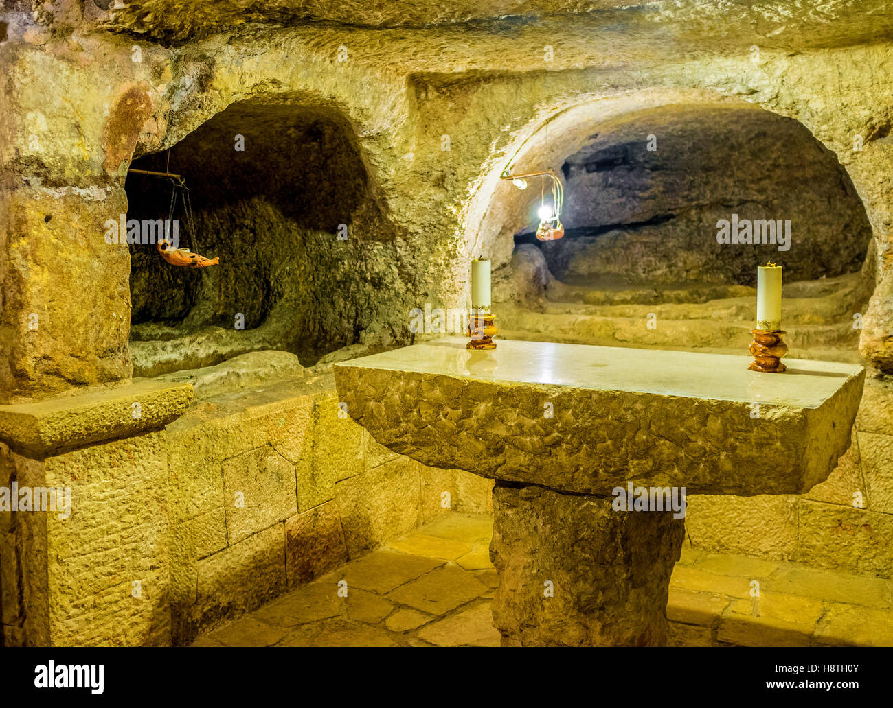 La piccola cappella nella grotta sotto la chiesa della Natività è il luogo dove Gesù Cristo è nato Foto Stock