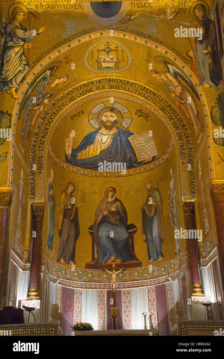 Cristo Pantocratore nella cappella palatina, la cappella palatina e il palazzo reale di Palermo, Sicilia, Italia Foto Stock