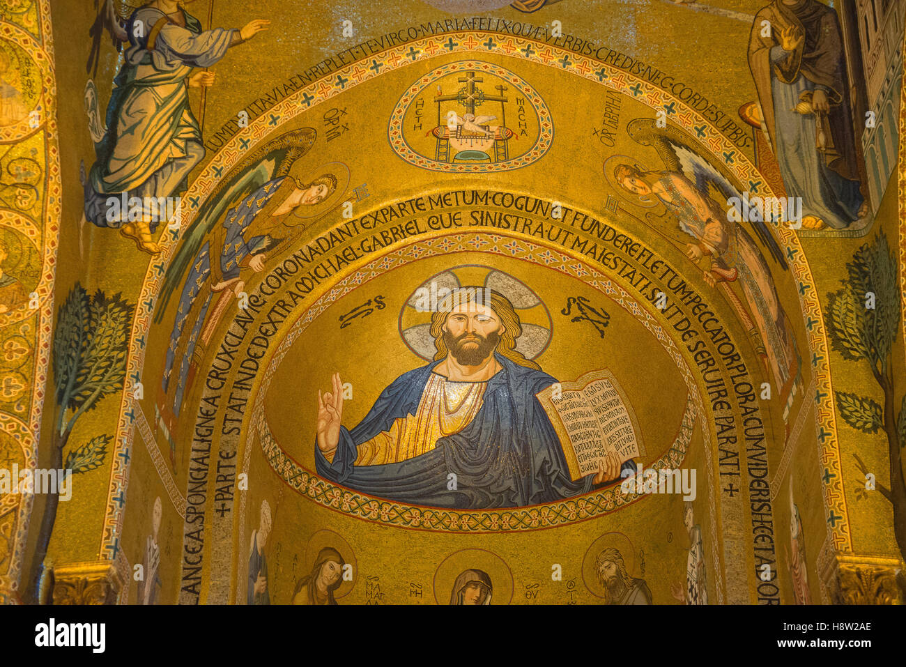 Cristo Pantocratore nella cappella palatina, la cappella palatina e il palazzo reale di Palermo, Sicilia, Italia Foto Stock