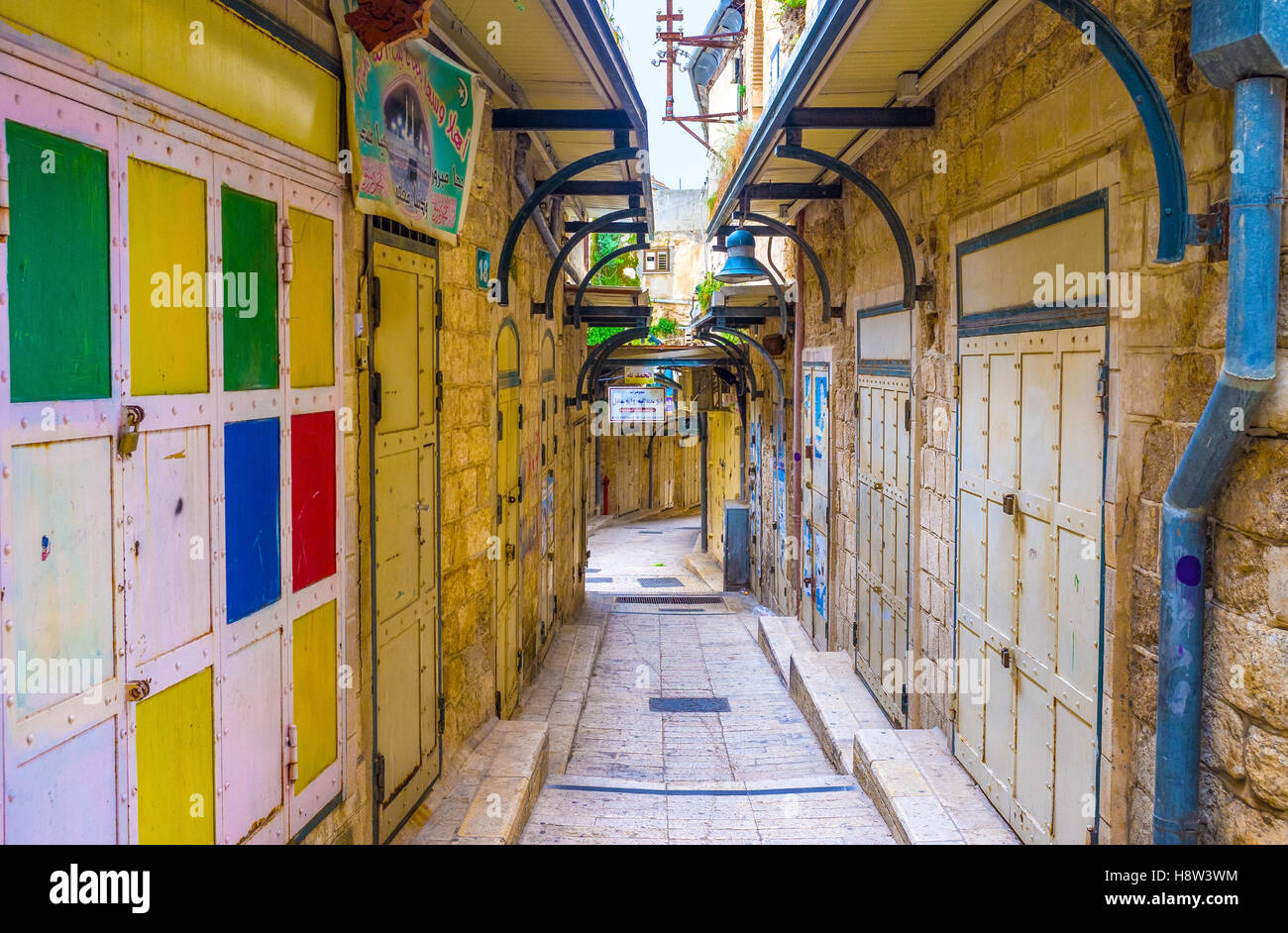 La domenica è il giorno di riposo a Nazareth, e tutto ciò che è chiuso Foto Stock