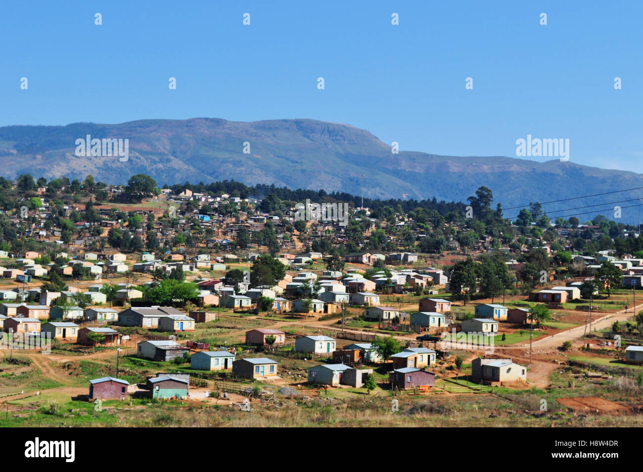 Sud Africa: vista di Sabie, una selvicoltura cittadina situata sulle sponde del Fiume Sabie nel Mpumalanga regione orientale Foto Stock