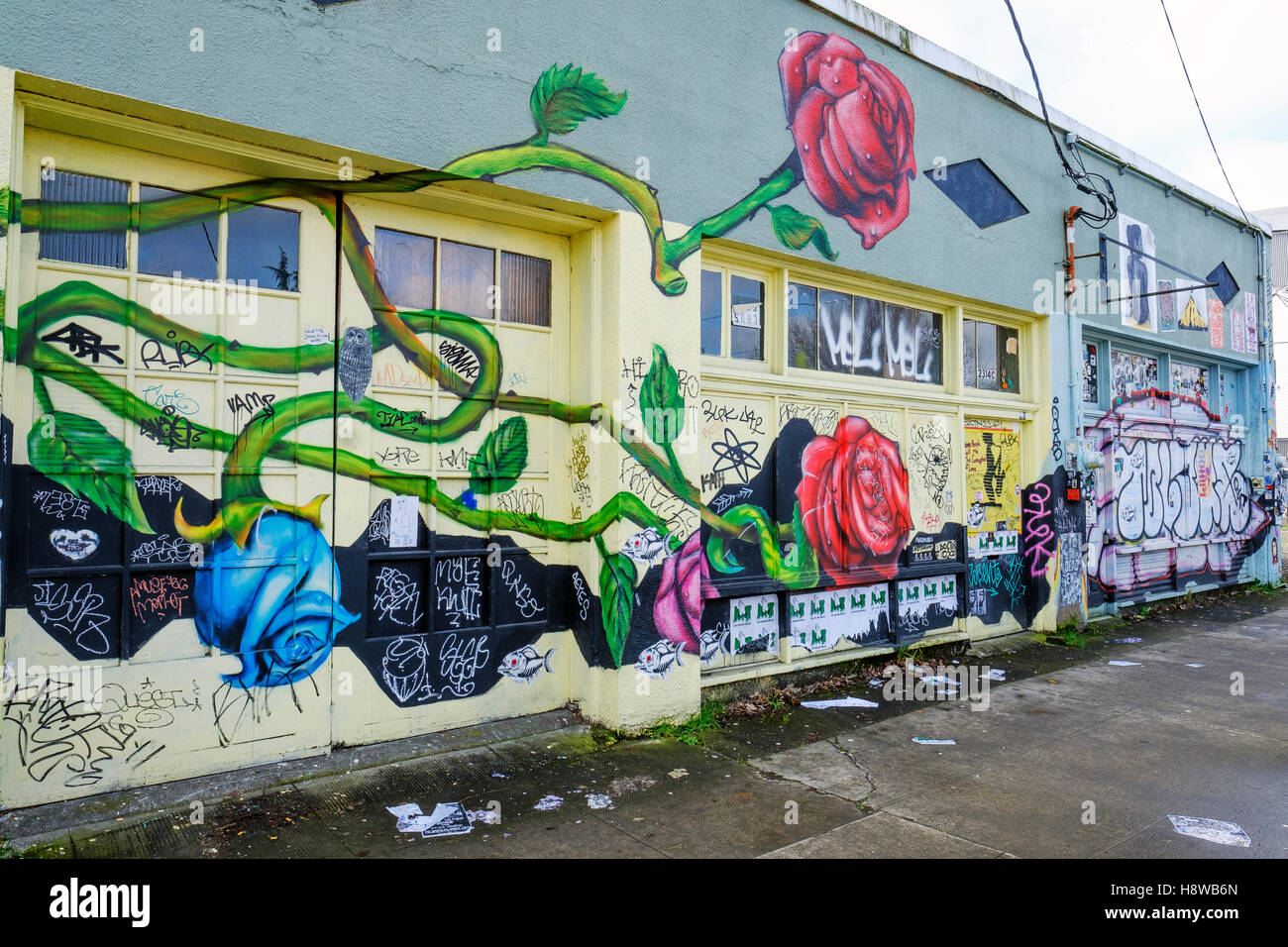 Portland, Oregon, Stati Uniti d'America, a nord-est di Alberta Street è informalmente conosciuta come l'Alberta Arts District. Foto Stock